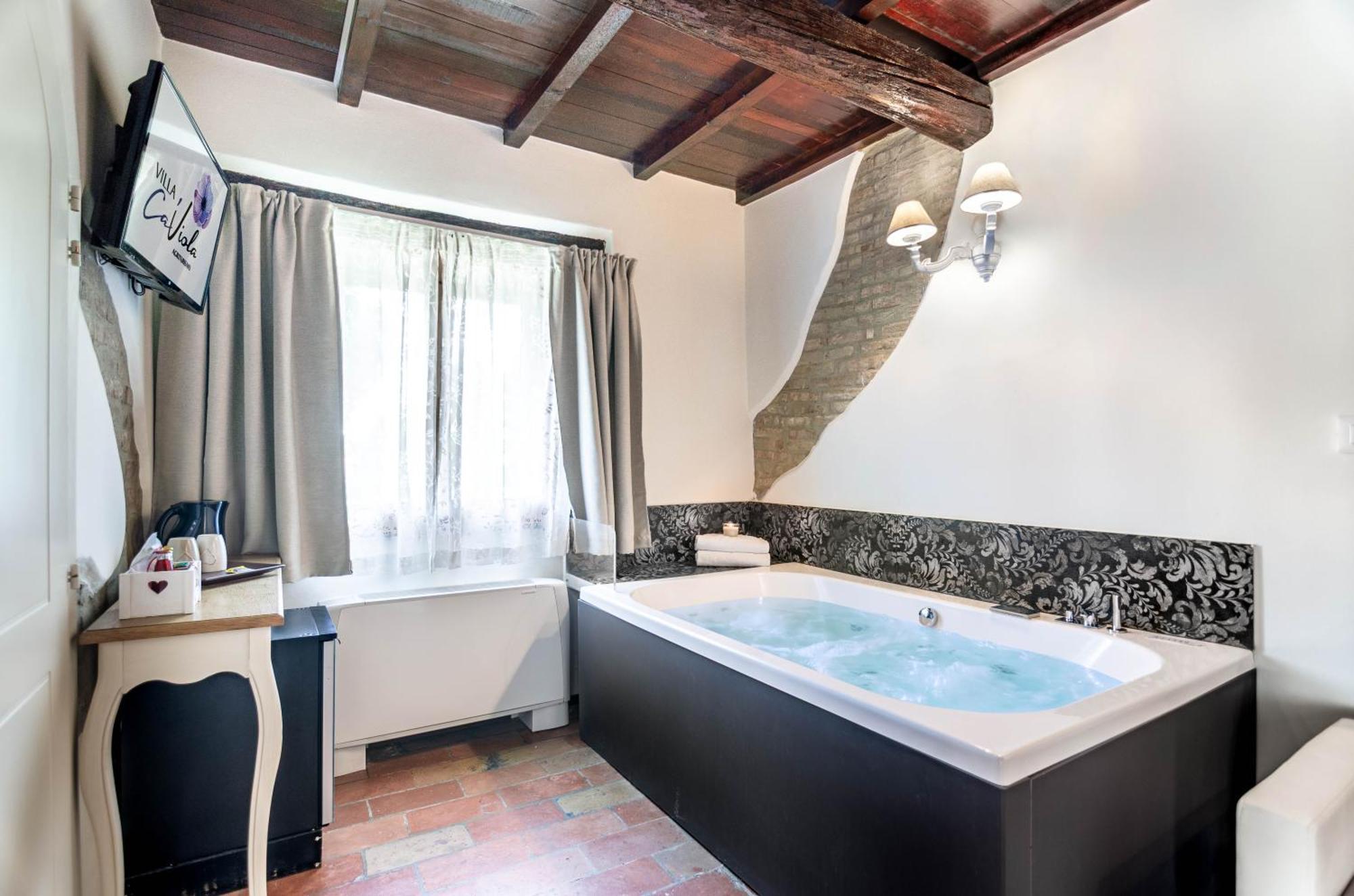 Superior King Suite