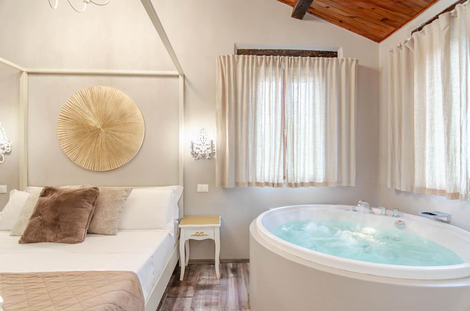 Luxury Triple Room