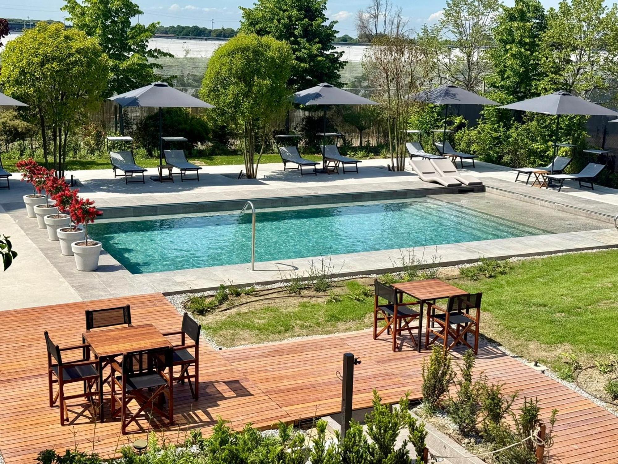 Junior Suite Garden View