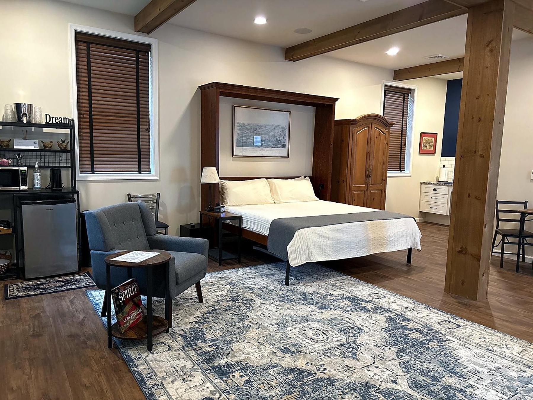 One-Bedroom Suite