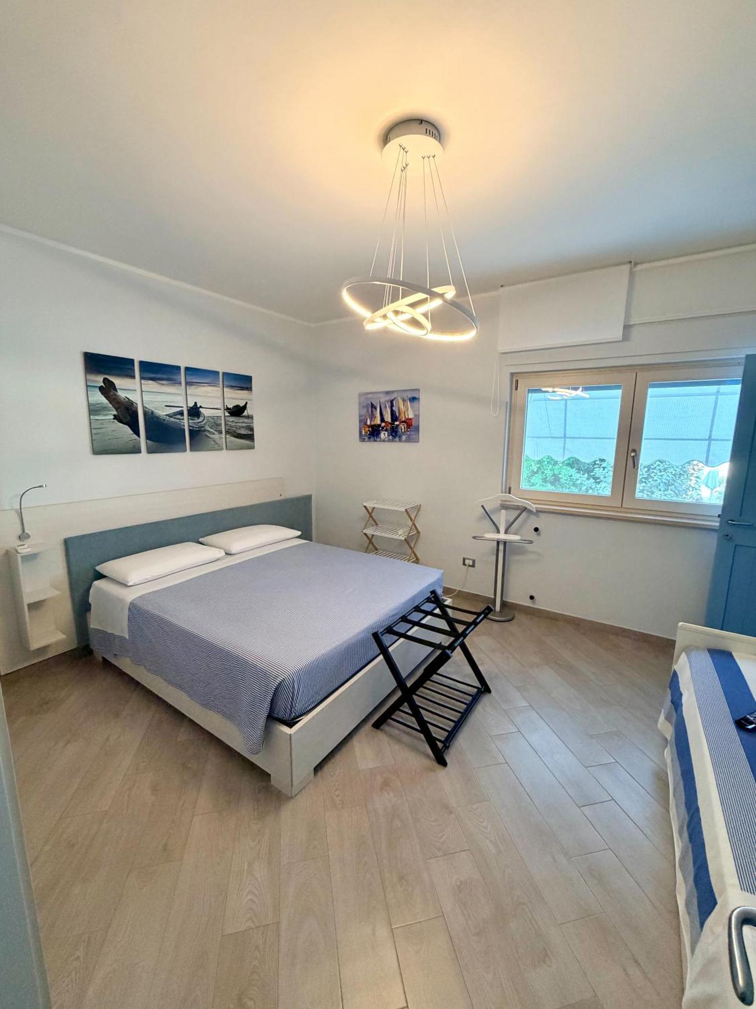 Quadruple Room Private Bathroom