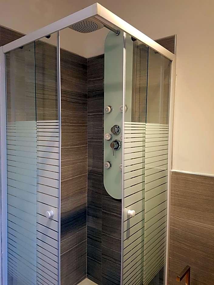 Camera Quadrupla con Bagno Privato