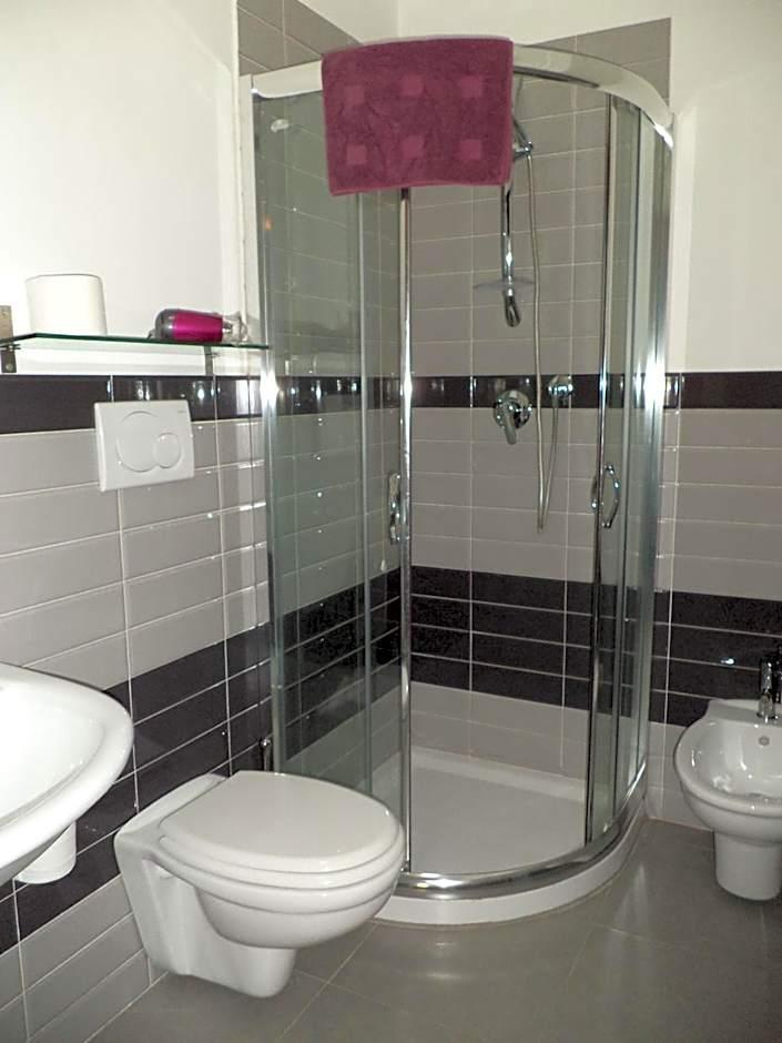 Large Double or Twin Room
