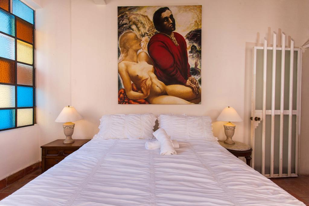 King Studio,711799195:JPEG