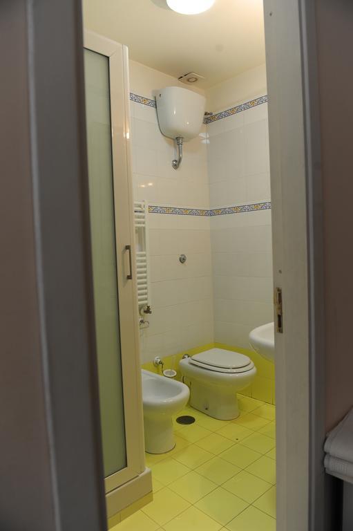 Triple Room,247590981:JPEG