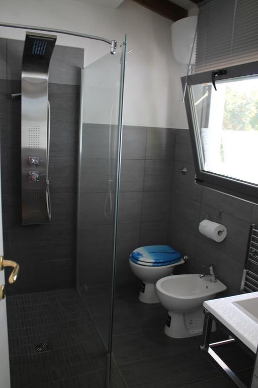 Double or Twin Room Private Bathroom