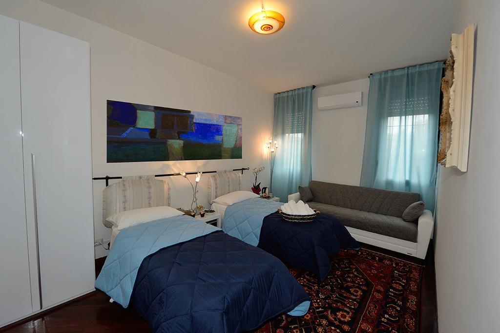 Double or Twin Room with Shared Bathroom