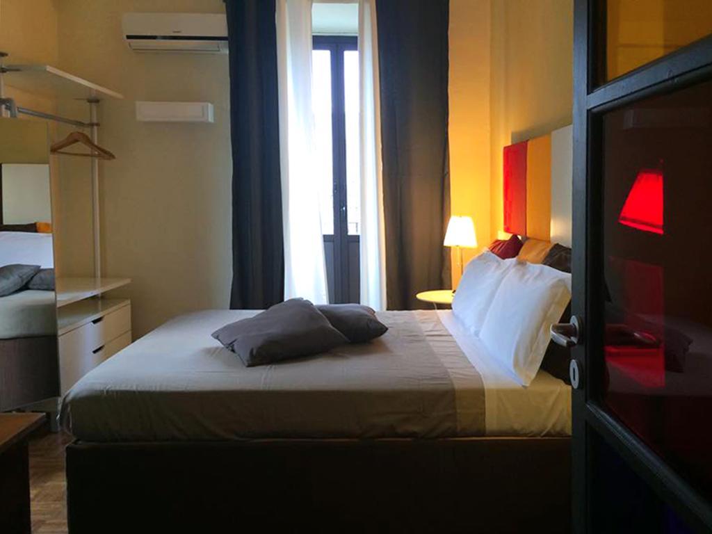 Suite with City View,191495689:JPEG