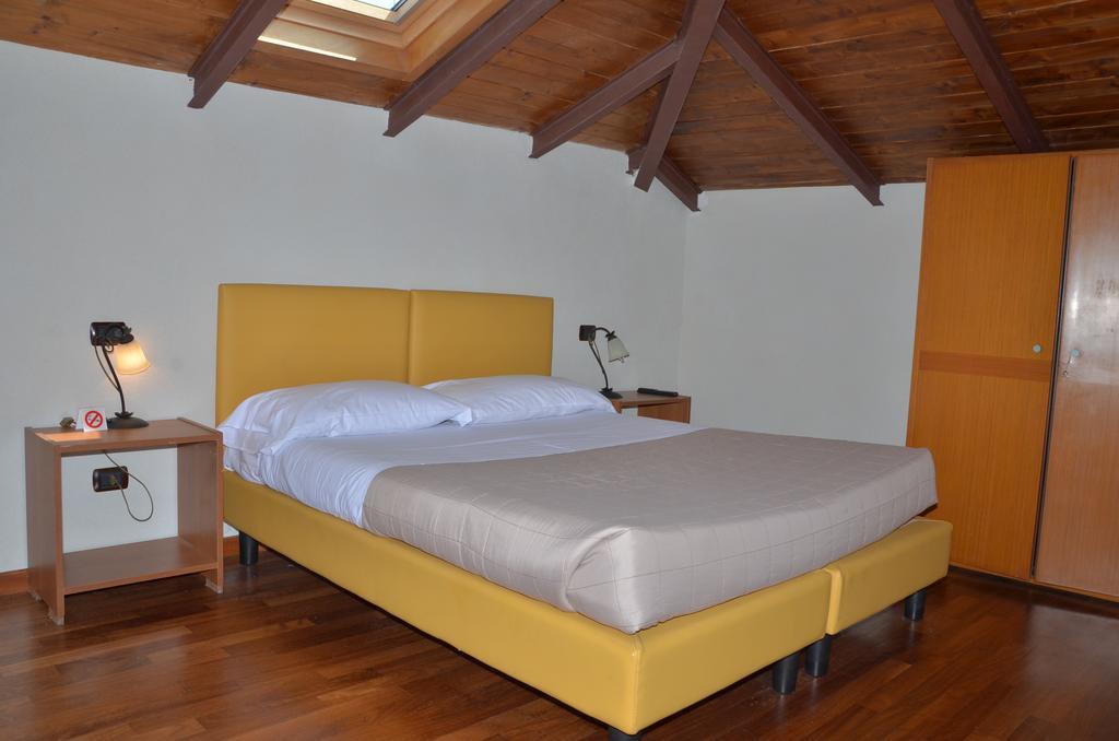 Double Room,195070213:JPEG