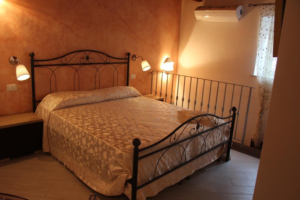Double Room,195907171:JPEG
