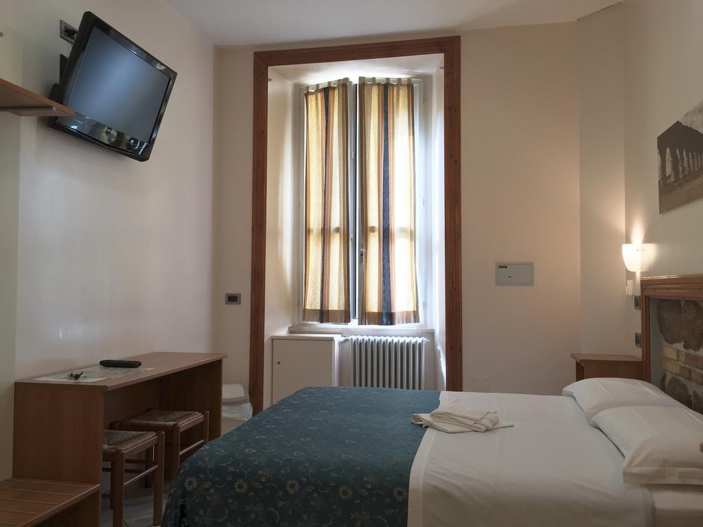 Double Room with Private Bathroom,204702499:JPEG