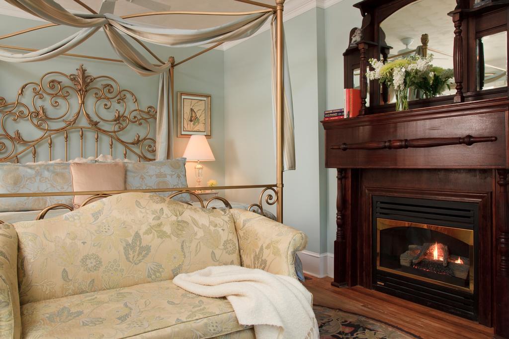 Superior Suite with Spa Bath - Ground Floor