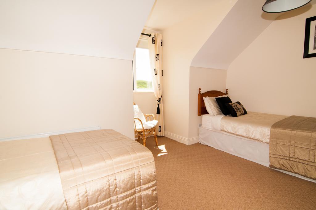 Deluxe Twin Room with Sea View,206485684:JPEG