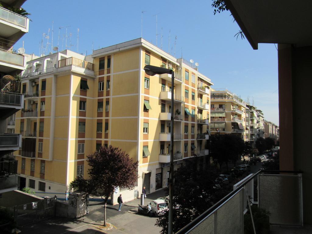 Deluxe Double or Twin Room,214625990:JPEG