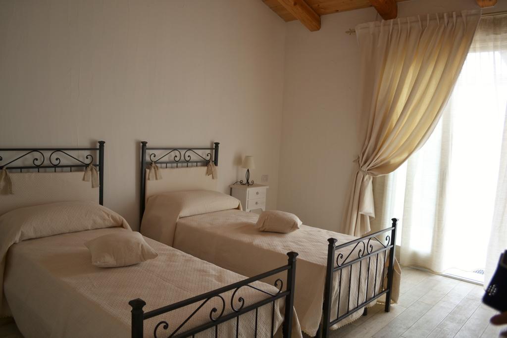 Double or Twin Room,216312218:JPEG
