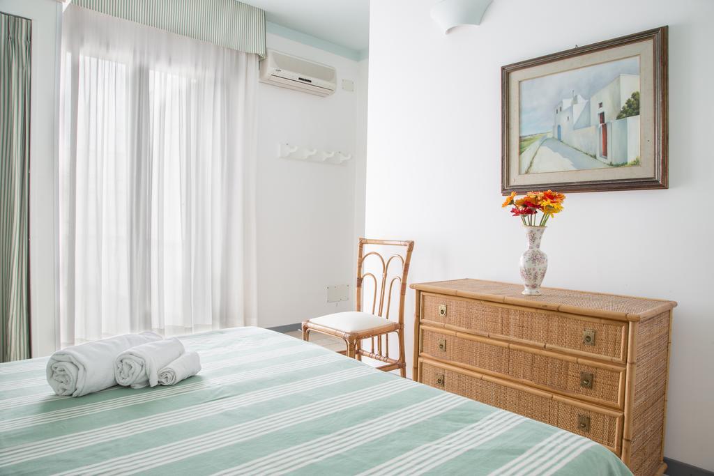 Double or Twin Room Terrace