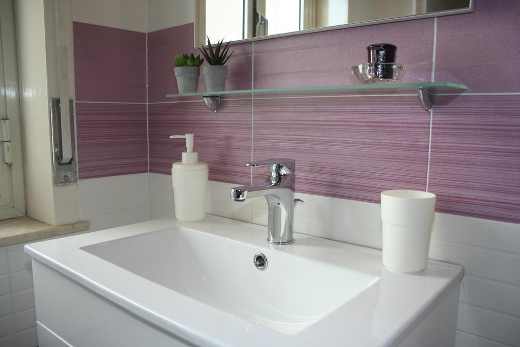 Triple Room Private Bathroom