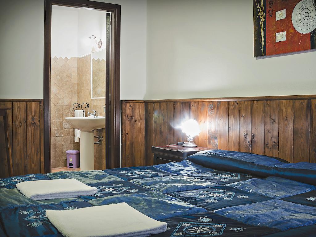 Quadruple Room Private Bathroom