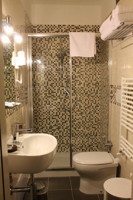 Deluxe King Room,233074417:JPEG