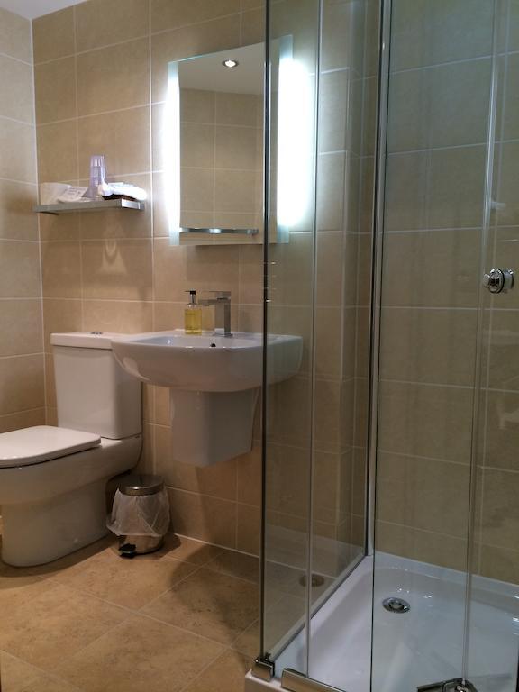 Triple Room with Bathroom