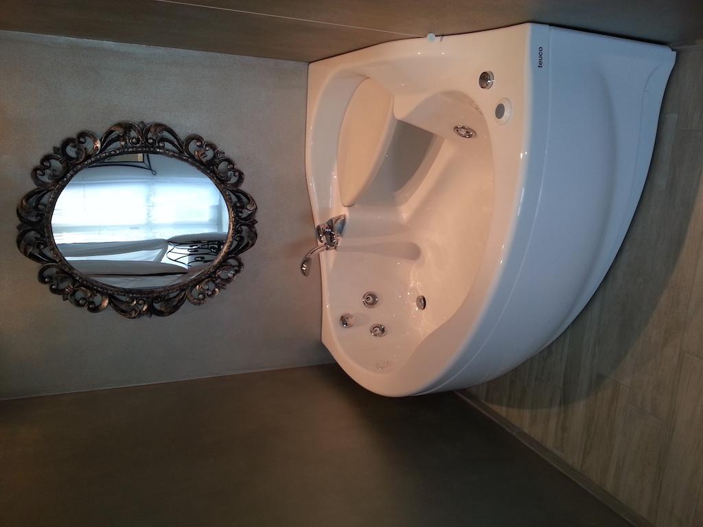 Suite Whirlpool