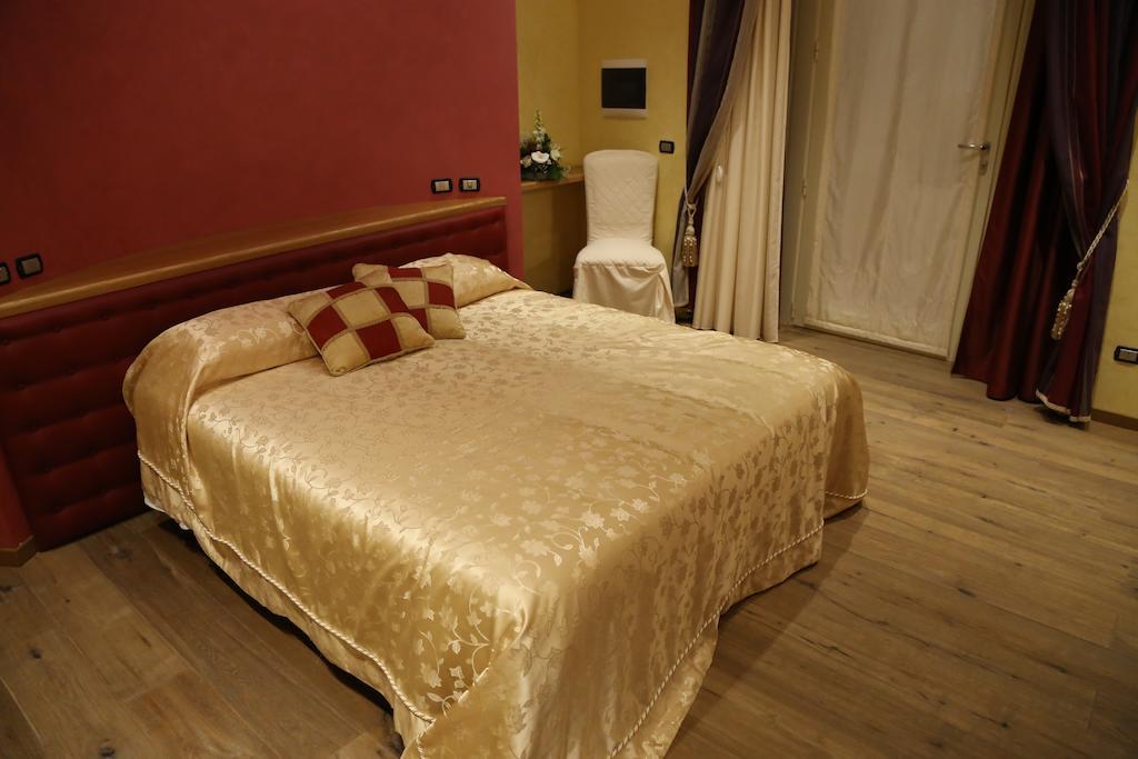 Junior Suite with Garden View,943583737:JPEG