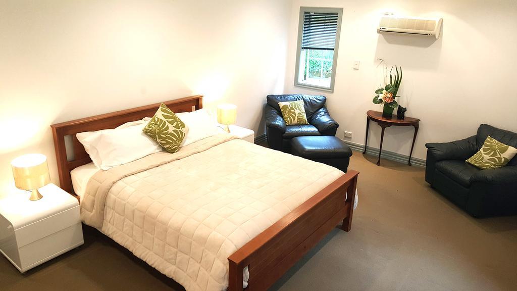 Deluxe King Room with Garden View,240777373:JPEG