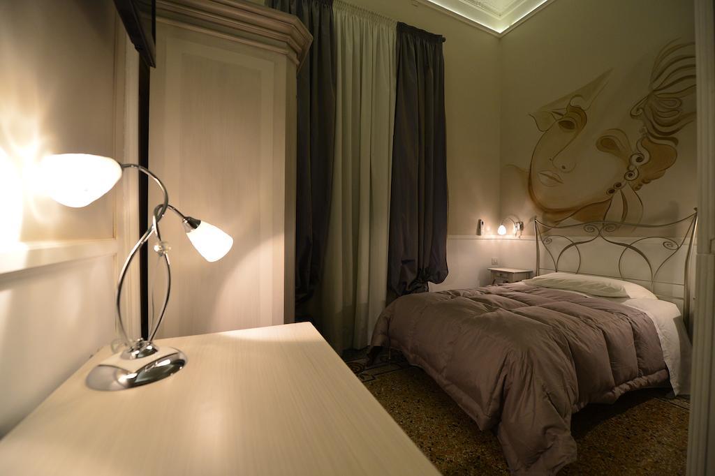 Large Single Room