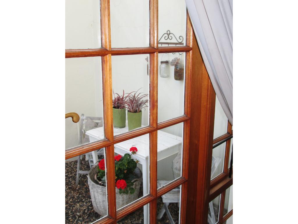 Double Room,1498856764:JPEG