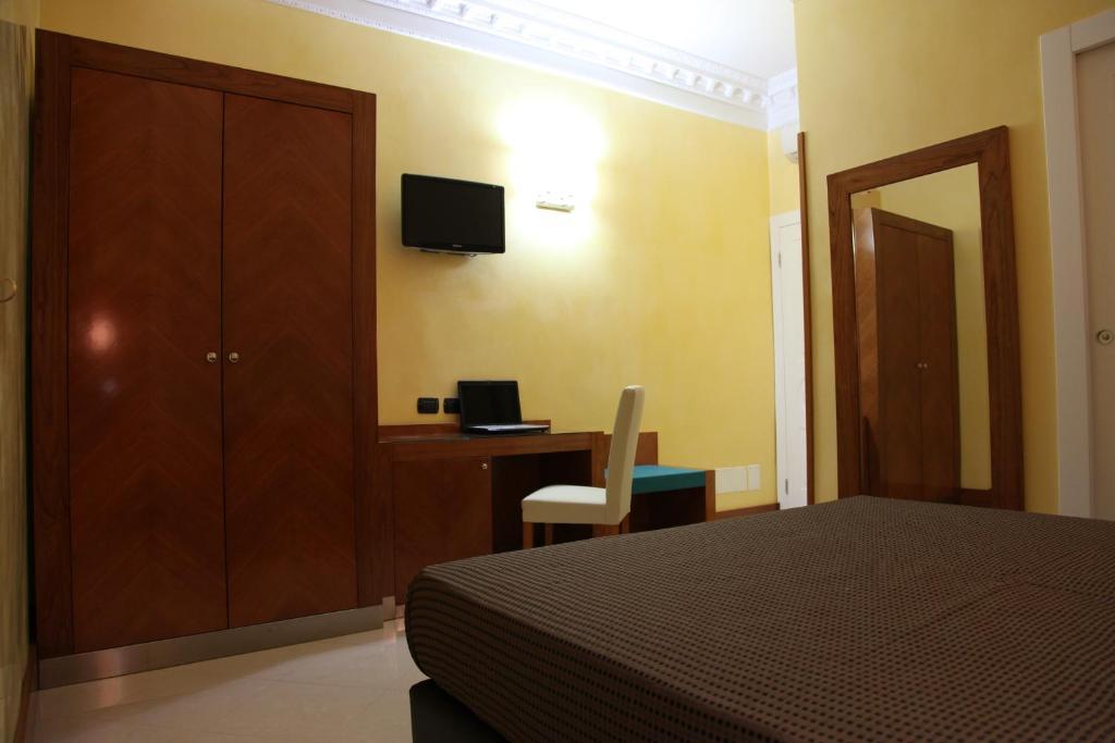 Standard Triple Room,418008411:JPEG