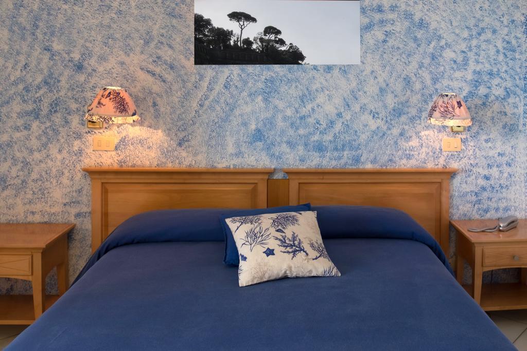Double Room,320136653:JPEG