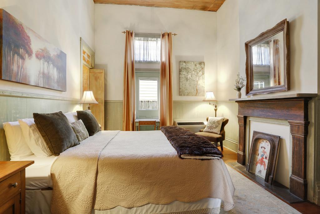 Superior Queen Room