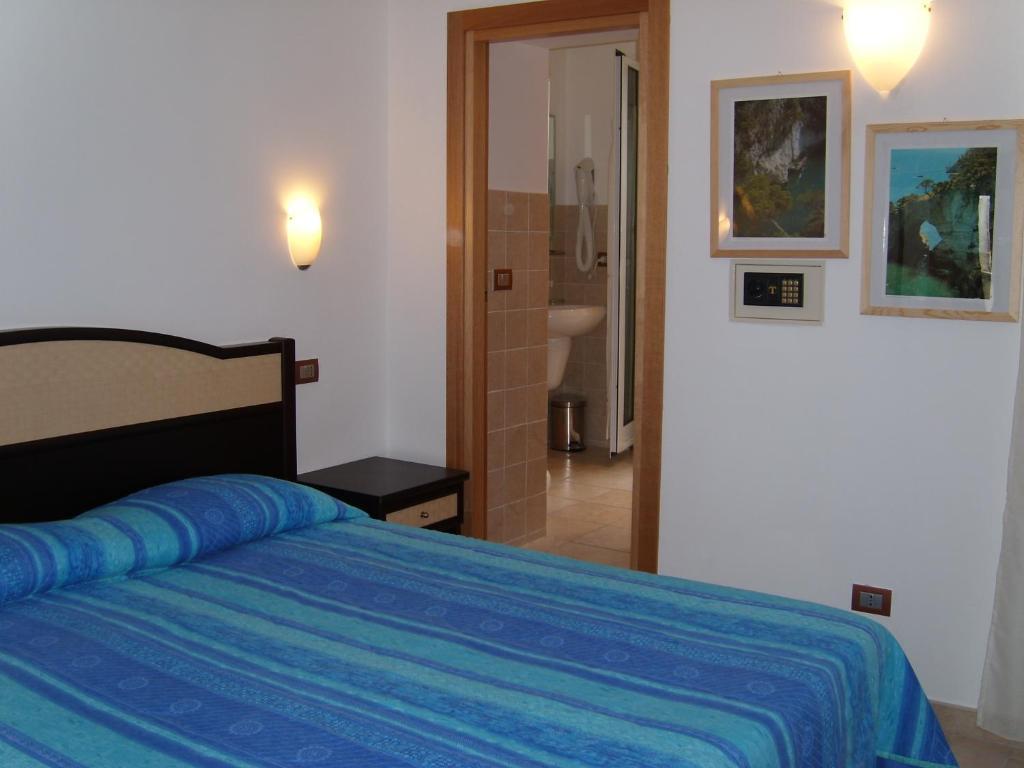 Double Room,38464087:JPEG