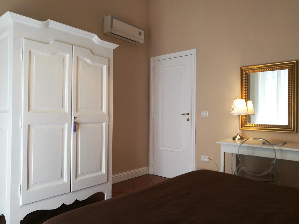Triple Room with Private External Bathroom,403908363:JPEG