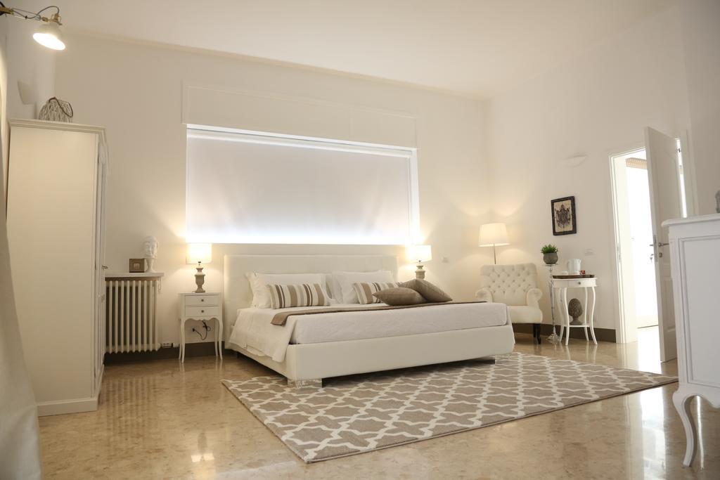 Large Double Room Balcony,415613211:JPEG