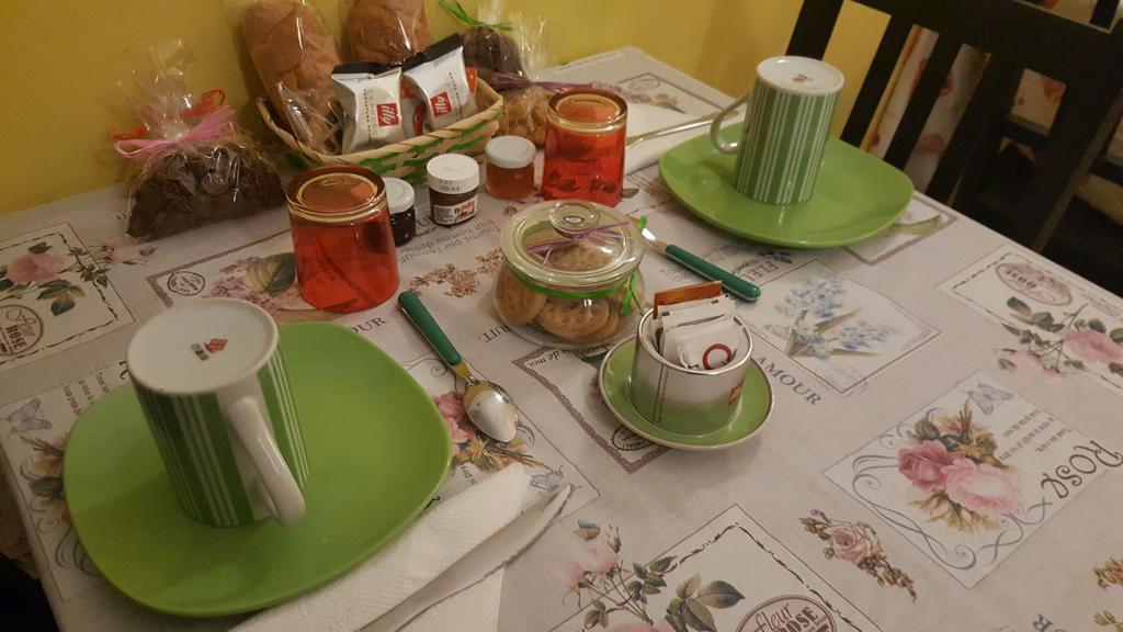 Camera Matrimoniale con Bagno Privato Esterno
