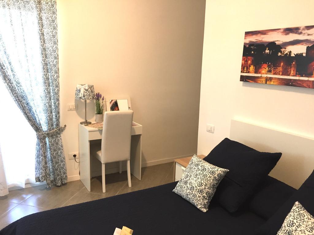 Double Room with Balcony,444676476:JPEG