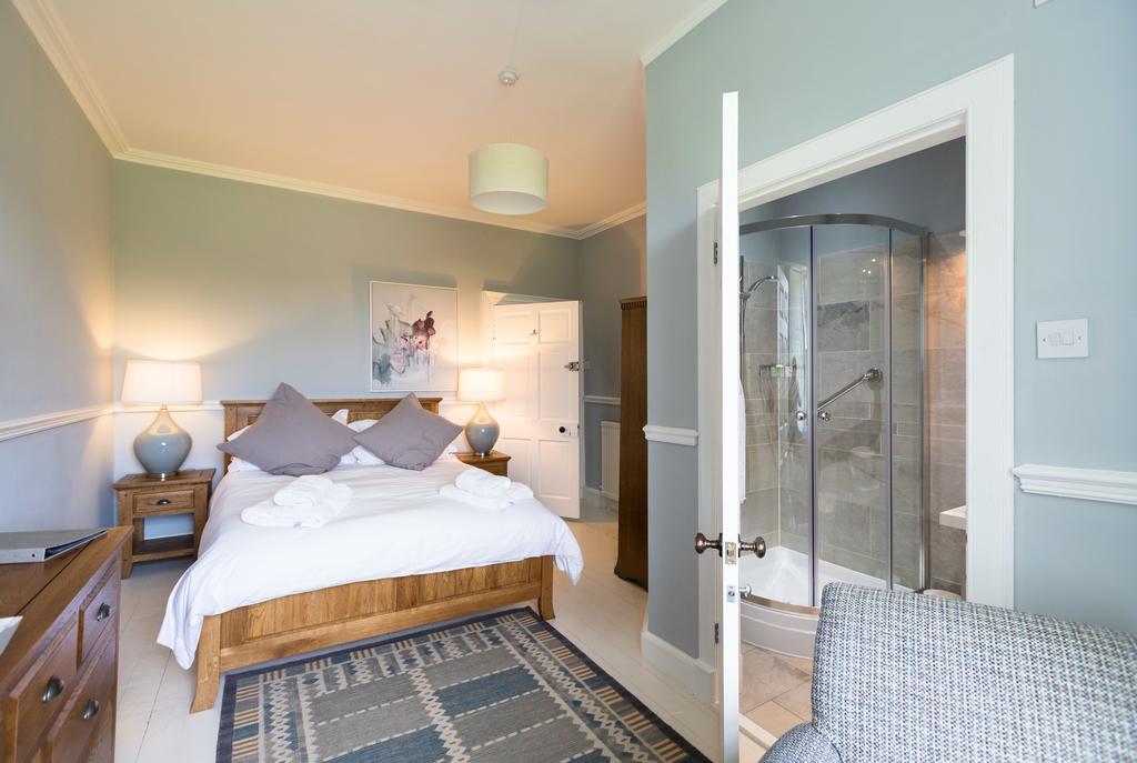 Deluxe Double Room with Shower