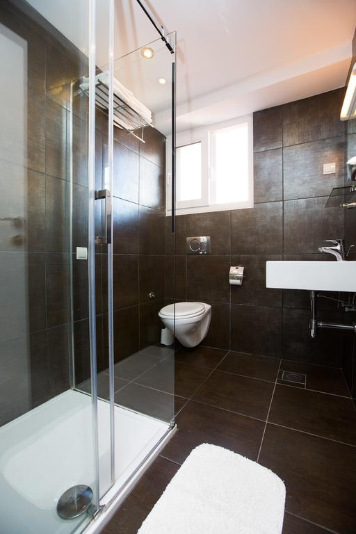 Deluxe Suite with City View