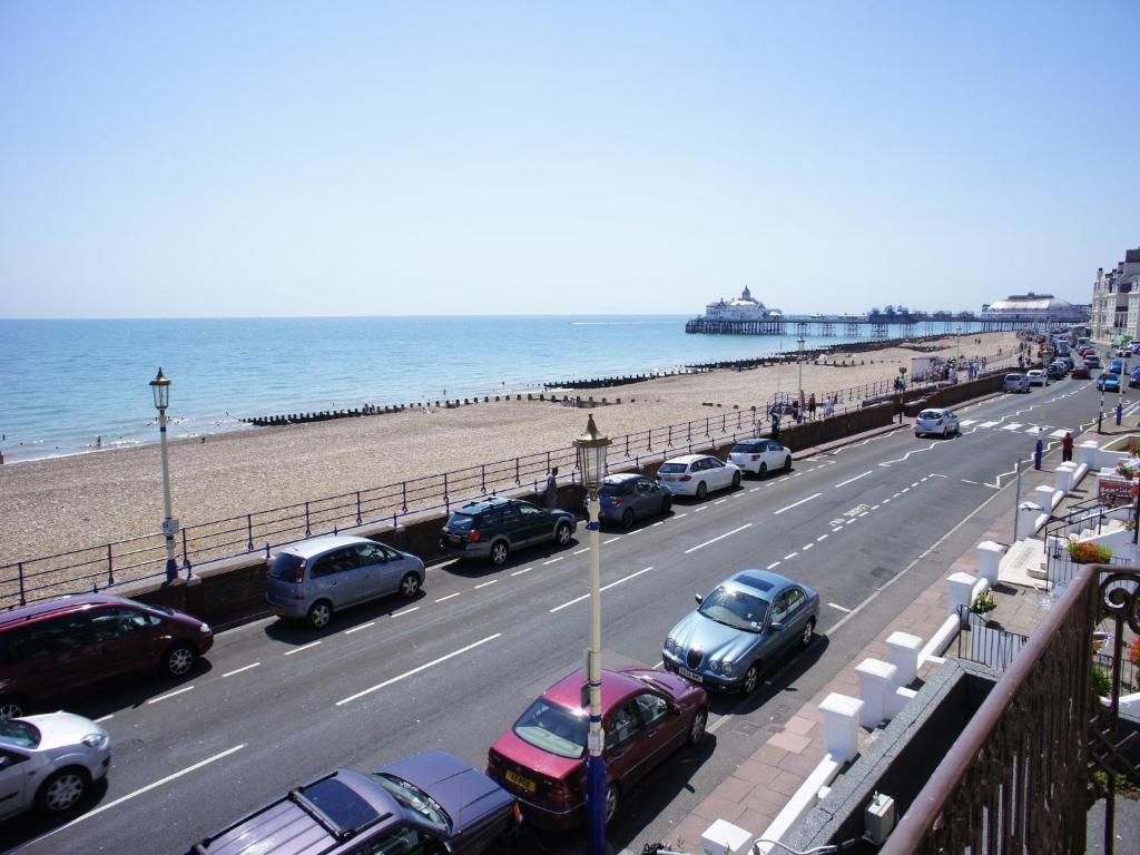 1st Floor Deluxe King Room with Sea View