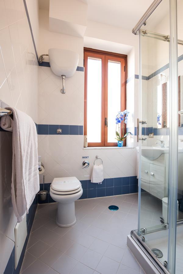 Double Room with Private Bathroom City view and partial sea view