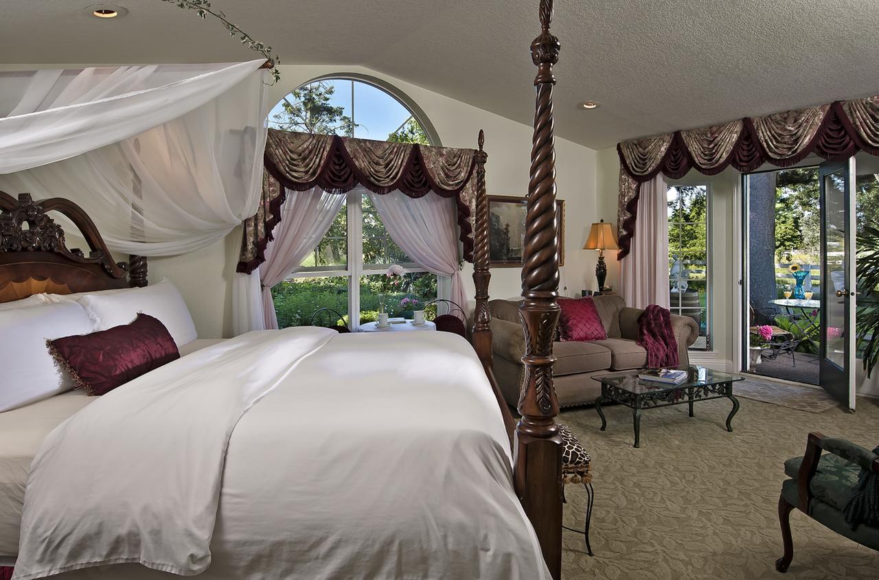 Suite with Spa Bath
