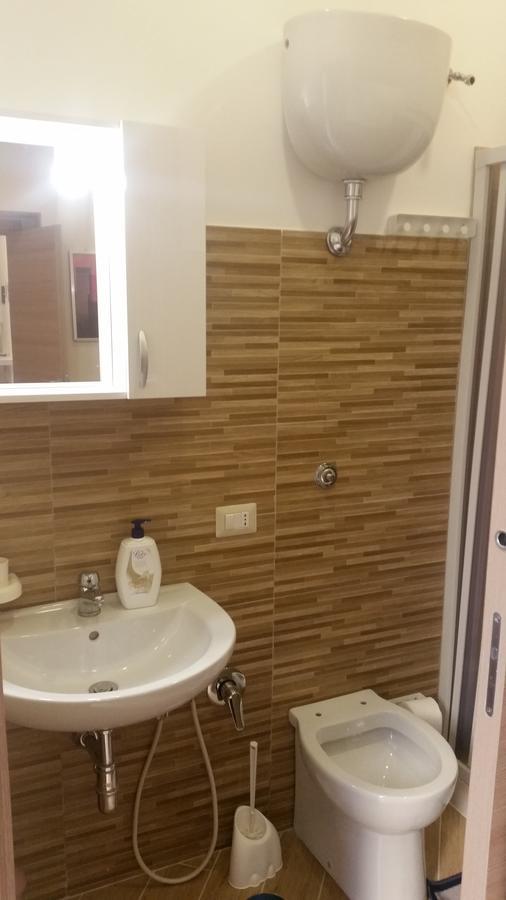 Deluxe Double Room,526714551:JPEG