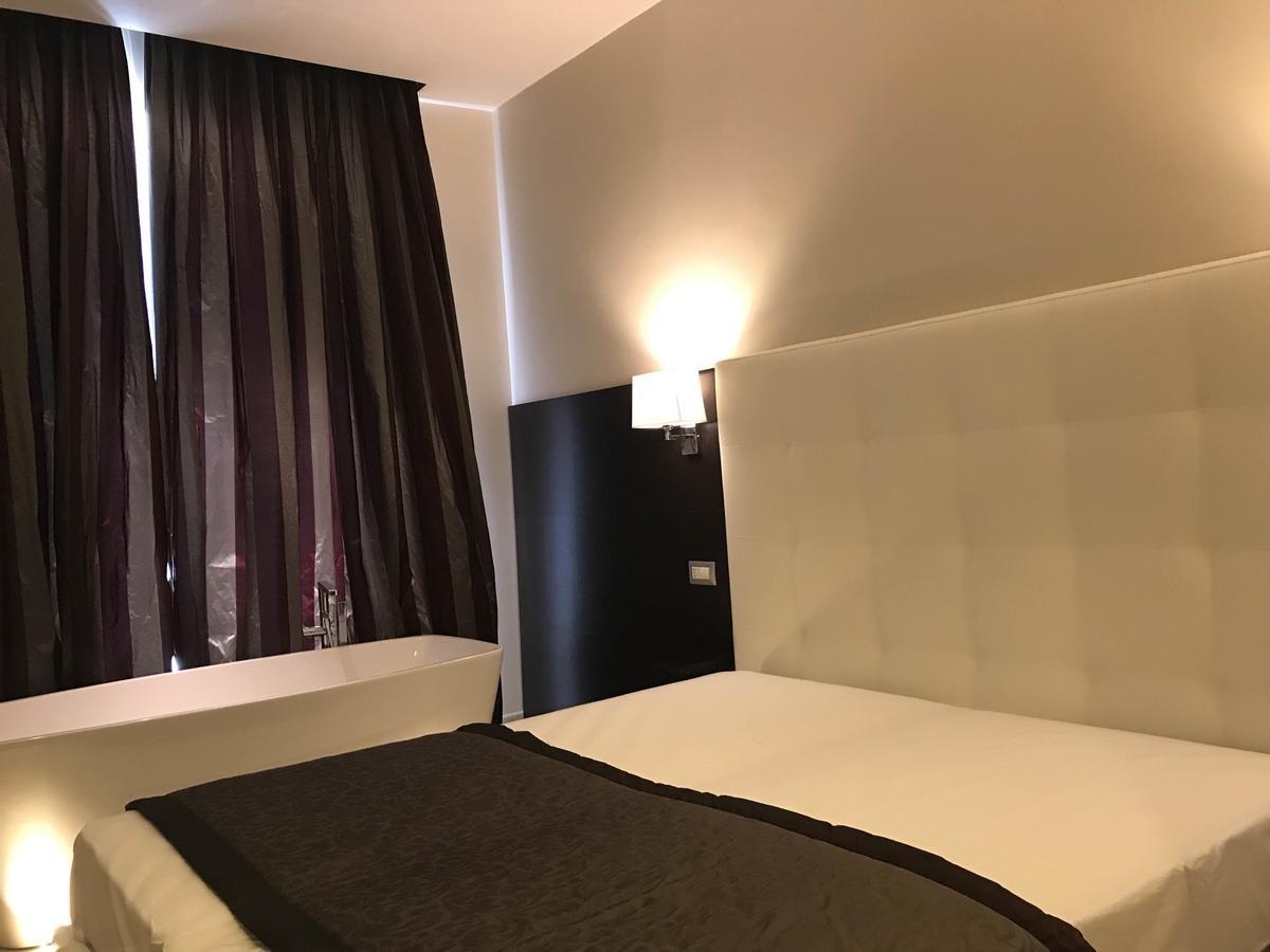 Superior Double or Twin Room with Sauna Access,528290286:JPEG