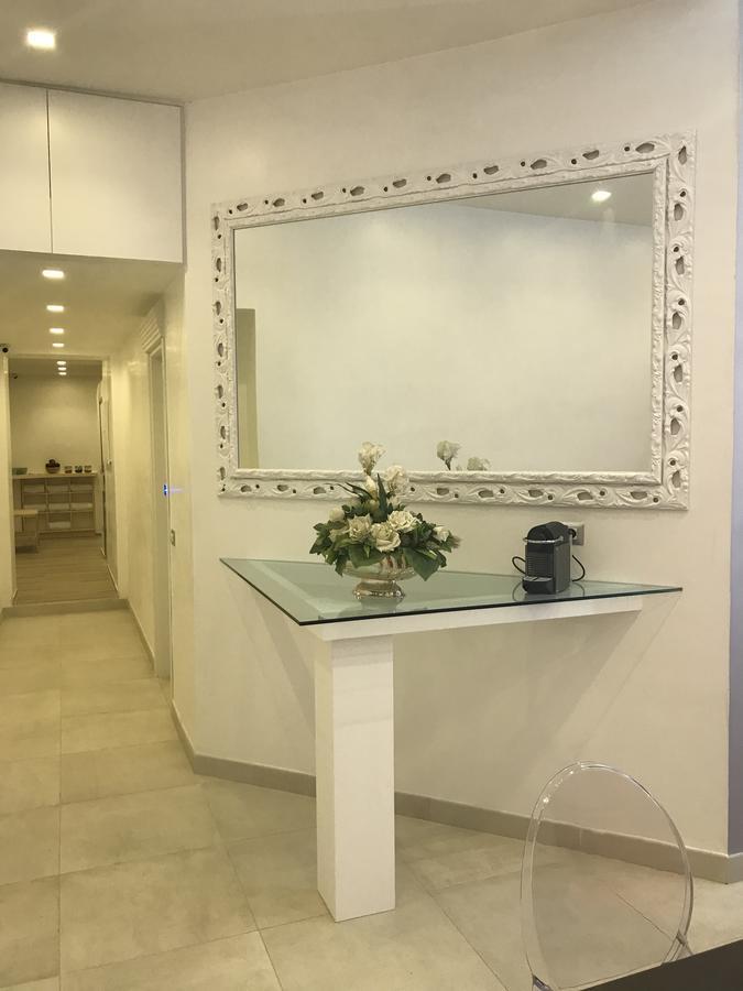 Double Room with Emotional Shower,1216163878:JPEG