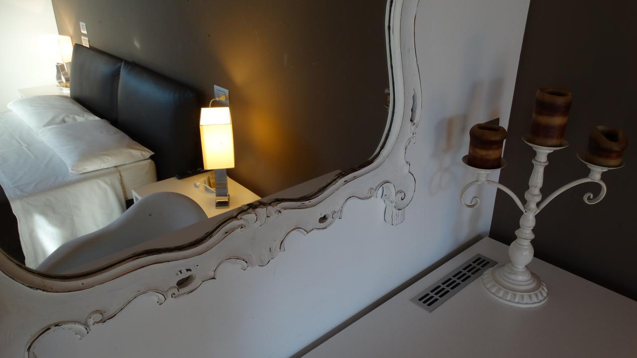 Double Room,960476137:JPEG