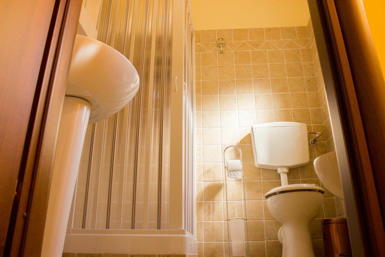 Double Room Private Bathroom