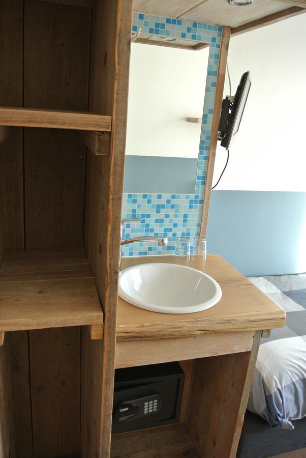 Kleines Einzelzimmer mit Gemeinschaftsbad