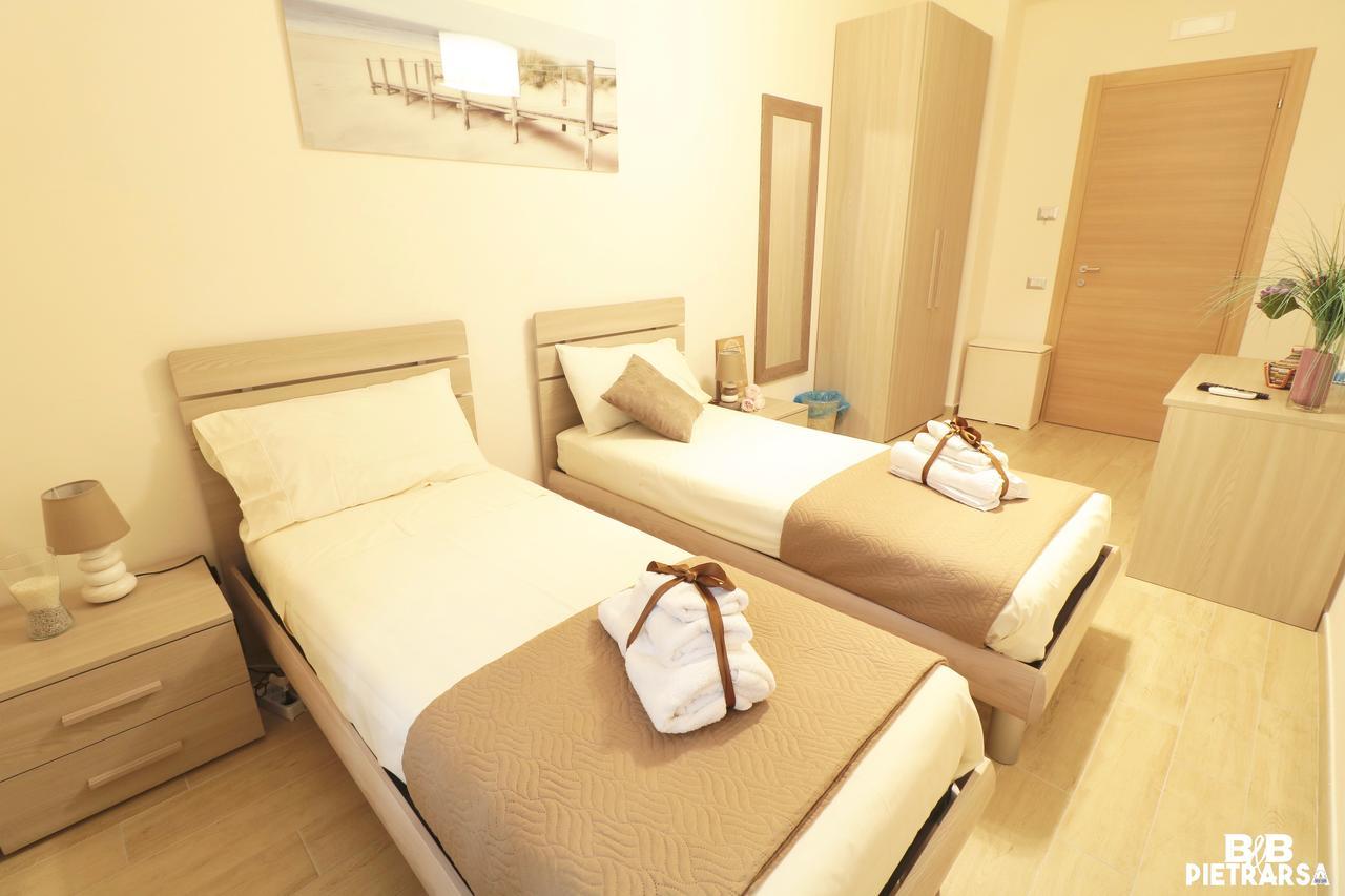 Double or Twin Room Private Bathroom