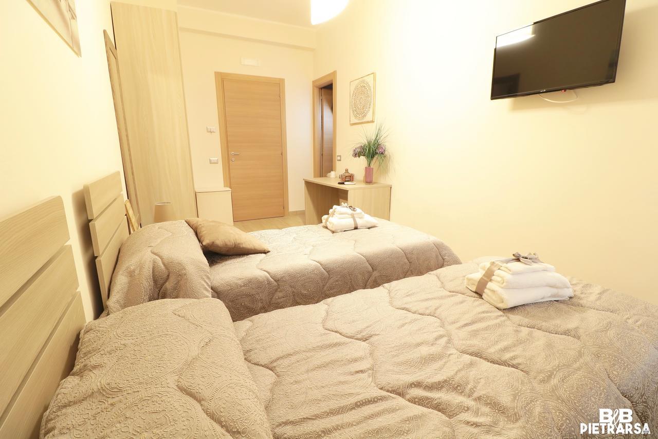 Double or Twin Room Private Bathroom